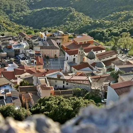 Bed and Breakfast Sa Clarera Baunei